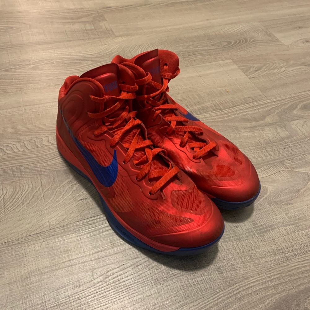 Nike Hyperfuse basketball shoes